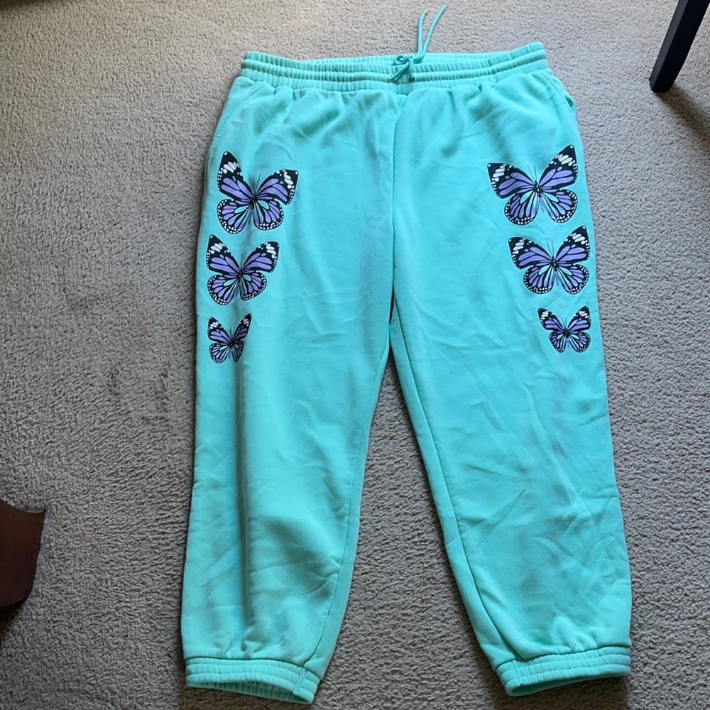 Super comfy lounge pants